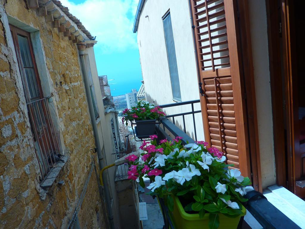 Corte Dei Greci Bed and Breakfast Agrigento Habitación foto